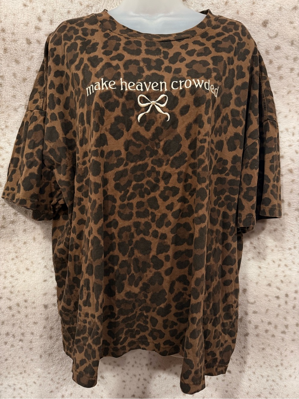 Make Heaven Crowded Leopard Print Brown unisex Tee